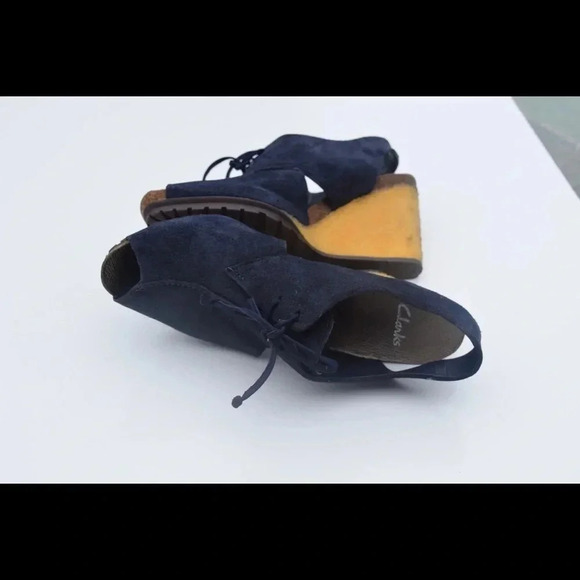 Clarks suede wedges - Picture 3 of 7